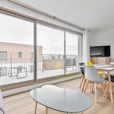 Cosy With Balcony -6p-proche Paris *