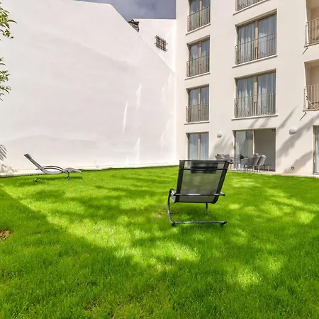 Cosy With Balcony -6p-proche Paris
